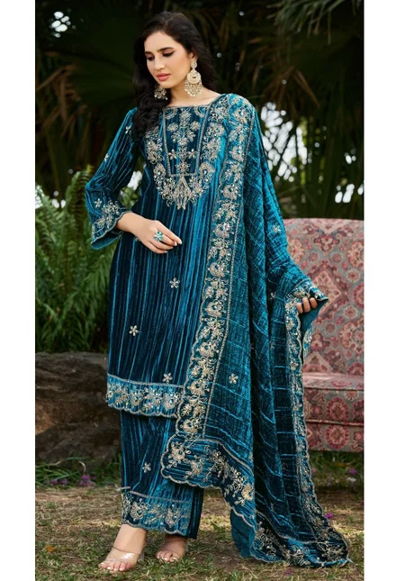 Bilqis B 240 A to D Crush Velvet Pakistani Salwar Suit Wholesalers In Surat